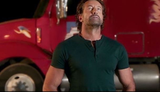 Gabriel Soto anuncia su retiro por problemas de salud