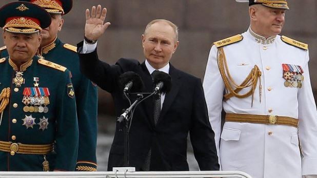 Putin anuncia que Rusia tendrá nuevo misil "invencible"