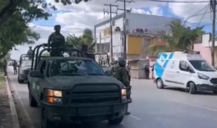 Acribillan a policía de Quintana Roo