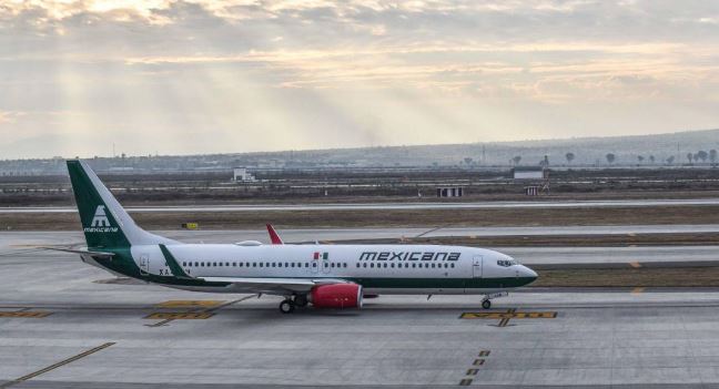 (VÍDEO) Avión de Mexicana siguió con problemas de regreso al AIFA derramando combustible