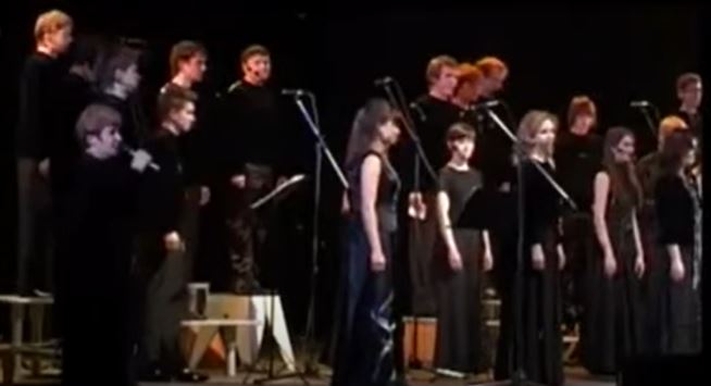 (VÍDEO) Cuando la música une al mundo: Coro ruso de alto nivel canta "La cucaracha"