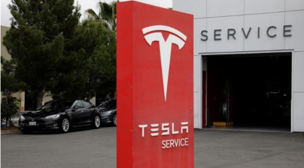 Ford, GM, Tesla reciben "luz verde" para fabricar respiradores