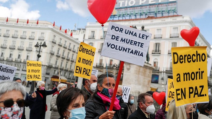 Entra en vigor en España la ley que permite la eutanasia