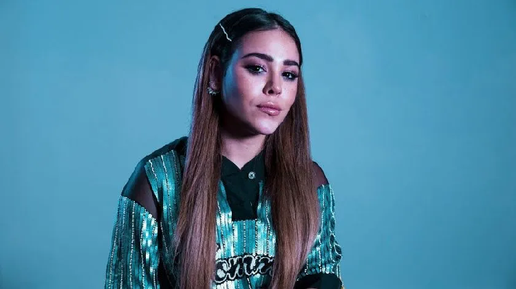 Preocupan a su sicóloga los tuits de Danna Paola