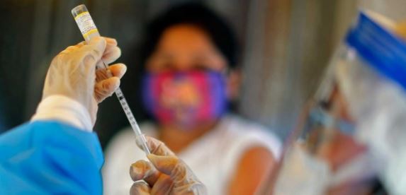 Vacuna china anti Covid se aplicará a 15,000  mexicanos esta semana