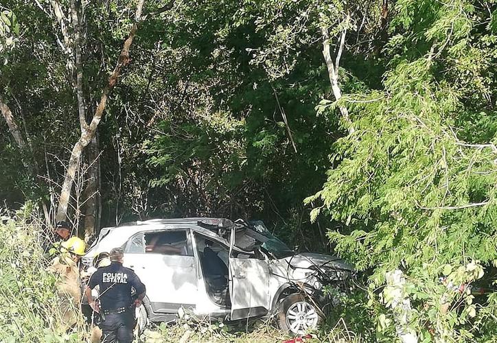 Aparatoso accidente en el tramo Valladolid-Chichimilá