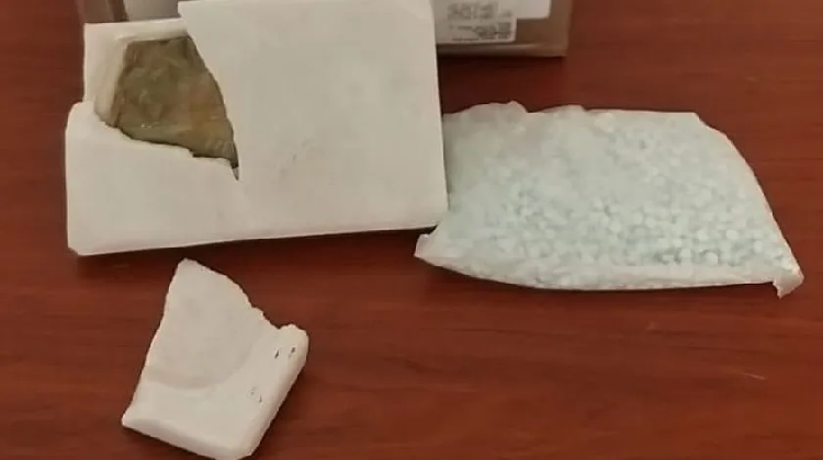 Guardia Nacional asegura fentanilo en lápida de mármol en paquetería en Guadalajara
