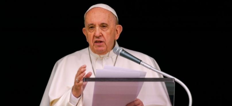 El Vaticano: Ingresan al Papa Francisco a hospital en Roma por este motivo