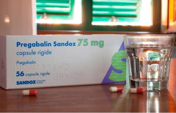 México: Sigue la escasez de medicinas y se encarecen; Insabi deja de comprar millones