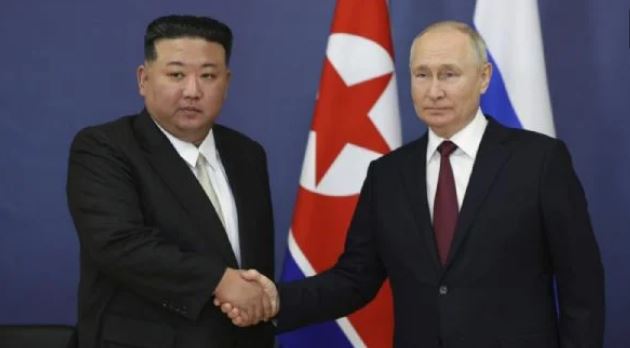 Espionaje surcoreano dice que Corea del Norte envió proyectiles a Rusia