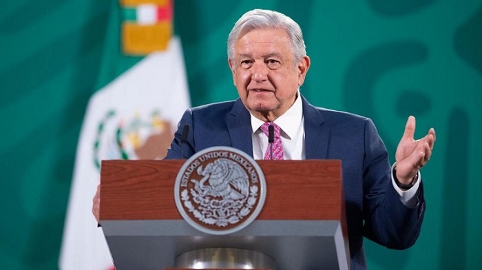“Las mujeres en nuestro país son libres": López Obrador