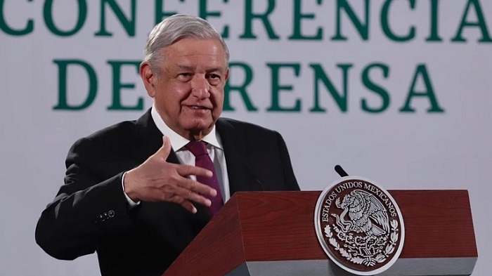 Dice López Obrador que por ahora no se vacunará contra COVID-19
