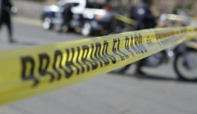 Abandonan taxi con cuerpos desmembrados en Acapulco; son cuatro hombres y una mujer