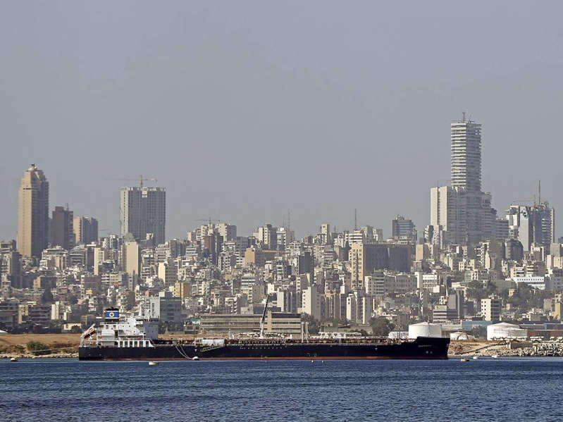 Hallan en Líbano toneladas de químico que causó tragedia en Beirut