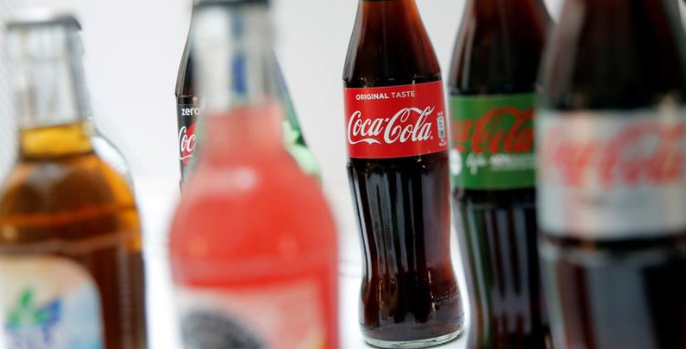 Coca-Cola dejará de producir algunas de sus bebidas por pandemia