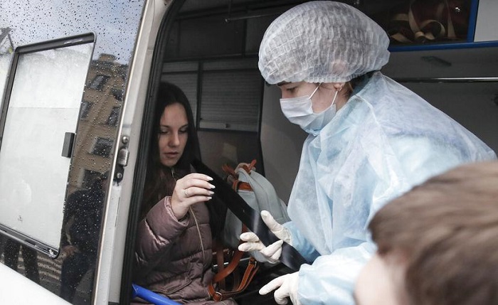 Rusia: Mujer que escapó de cuarentena por coronavirus debe regresar