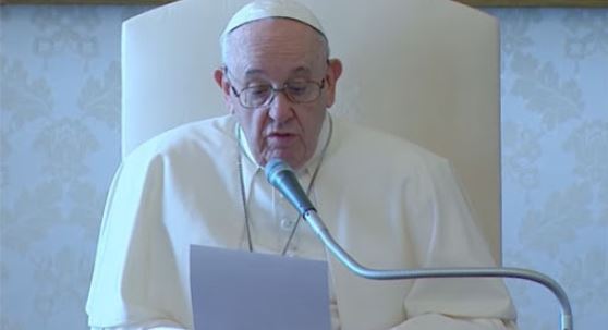 El Papa: “Si odias no puedes rezar, sólo finges”