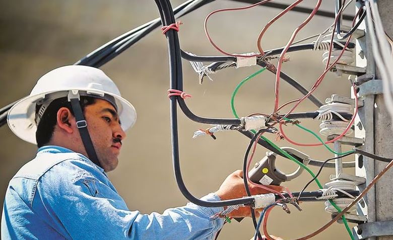 No se van a quedar sin luz, tenemos reservas, según López Obrador