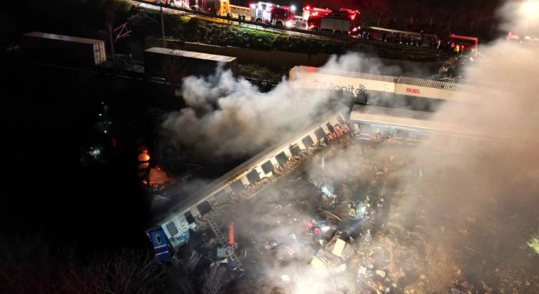 Grecia: Trágico choque de trenes; al menos 29 muertos y 85 heridos