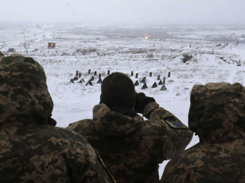 Rusia traslada suministros de sangre cerca de Ucrania; cerece temor de invasión