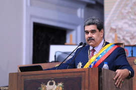 Maduro llama a Putin para expresar su "fuerte apoyo"