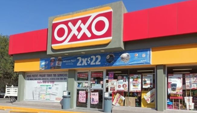 Oxxo ofrece trabajo a mayores de 50 años: Esto pagan