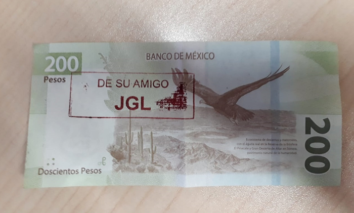 Circulan billetes con el sello de “El Chapo” en Culiacán; salen del cajero automático