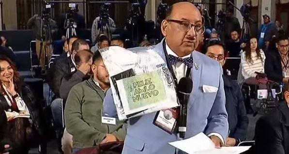 AMLO ofrece disculpas al seudoperiodista “Lord Molécula”: “Es muy decente, lo estimo”