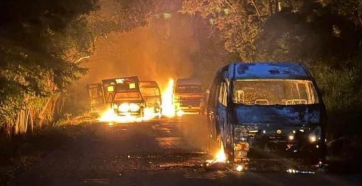 Chiapas: ¡Infernal! Enfrentamientos y quema de vehículos en al menos 3 municipios