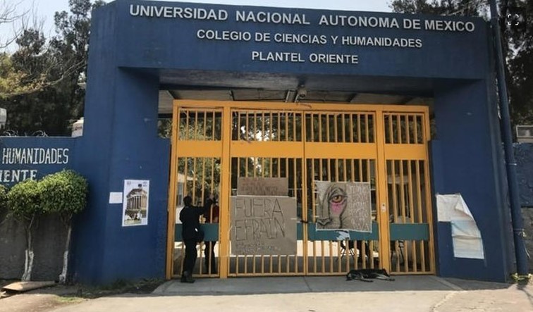 Muere 'El Padre Tiempo', profesor del CCH Oriente; buscan a su familia para que no vaya a fosa común