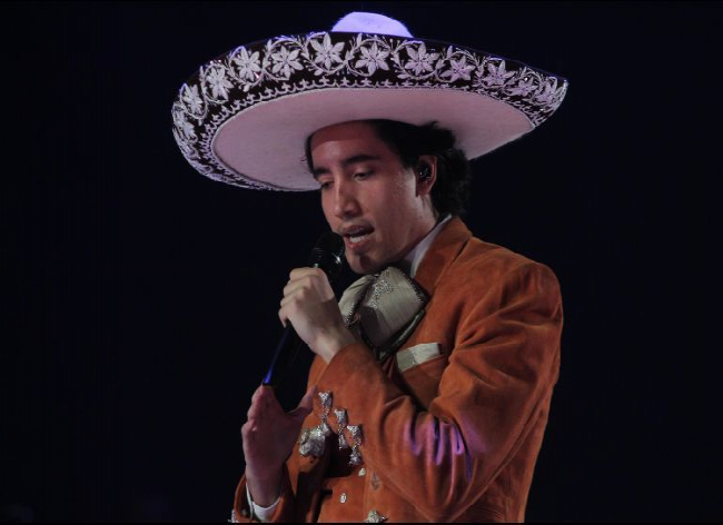 Alex Fernández revolucionará al mariachi; alista tema con Abraham Mateo