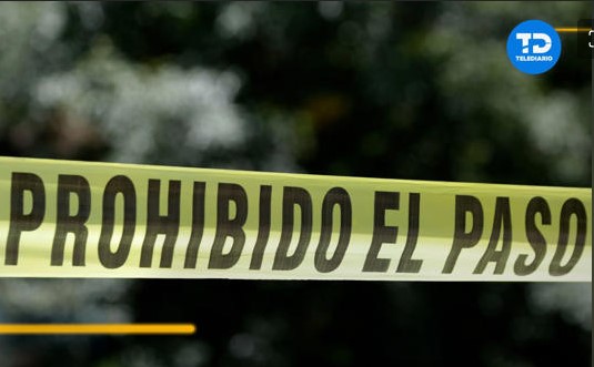 Mueren padre e hija en balacera frente a una escuela en Atizapán, Edomex