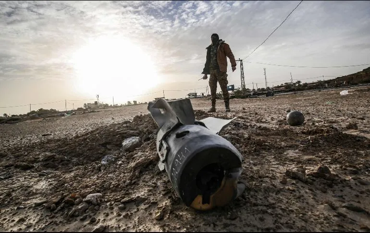 Israel ataca posiciones de Hamás en Gaza en respuesta a disparo de proyectil