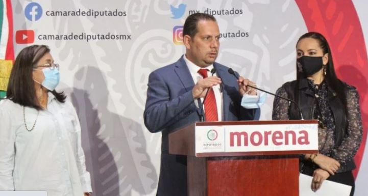 Morena denuncia a Eugenio Derbez y otros famosos por campaña contra el Tren Maya