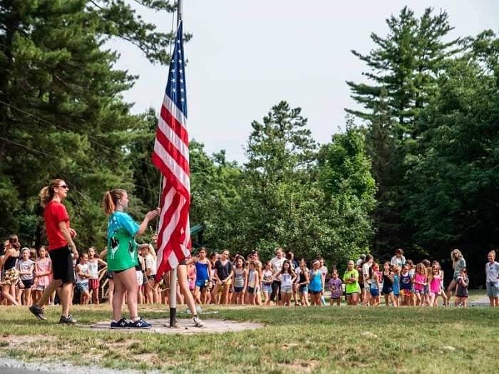 EE.UU. Van a campamento de verano y decenas de niños se contagian con Covid-19