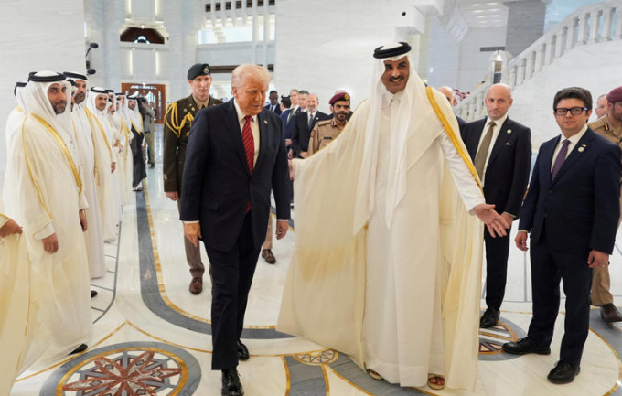 En Oriente Medio, Trump admira la riqueza de sus anfitriones árabes