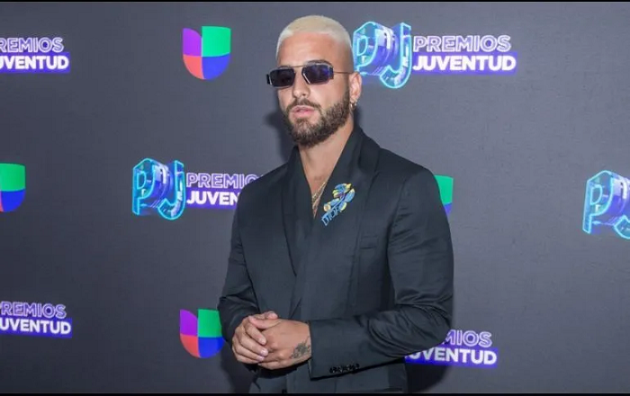 Modelo acusa a Maluma de obligarla a tener relaciones con otro hombre