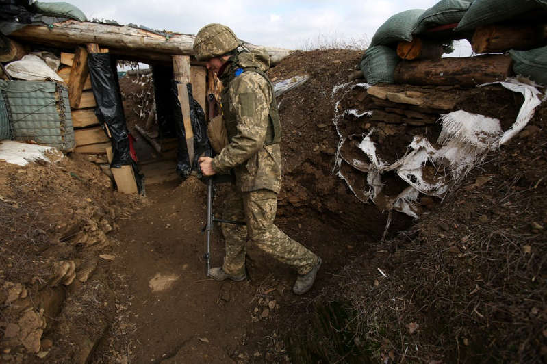 Tras conflicto con Rusia, Ucrania instaura 'estado de excepción'