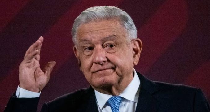 AMLO criticó a ministro de la SCJN marchó contra cancelación de fideicomisos