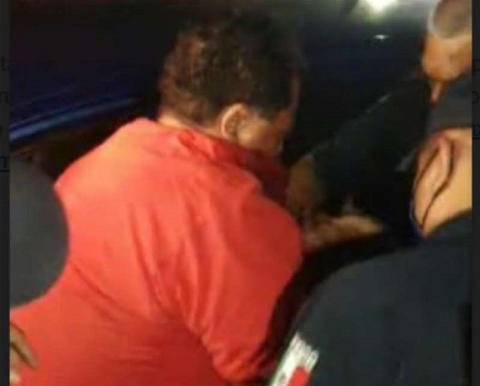 Intentan linchar a exgobernador de Tabasco, chocó con un 'moto-taxi'