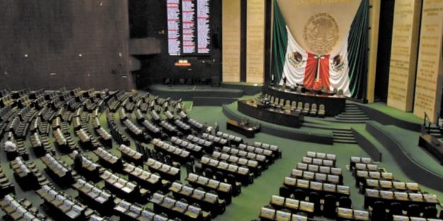 Diputados de la 4T van ahora por Fondo de Salud; son recursos a "Gastos Catastróficos"