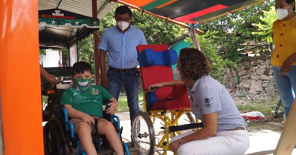 Beneficencia Pública de Yucatán entrega apoyos a población en condición vulnerable