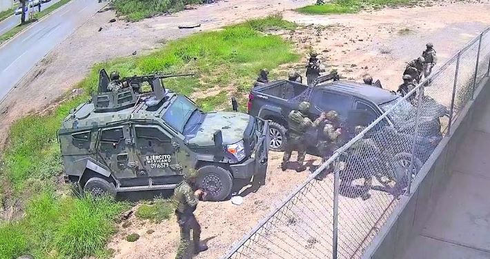 Dejan en libertad a 10 militares acusados de ejecutar a 5 en Nuevo Laredo