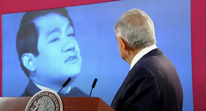 López Obrador suspende conferencia por la muerte de Armando Manzanero