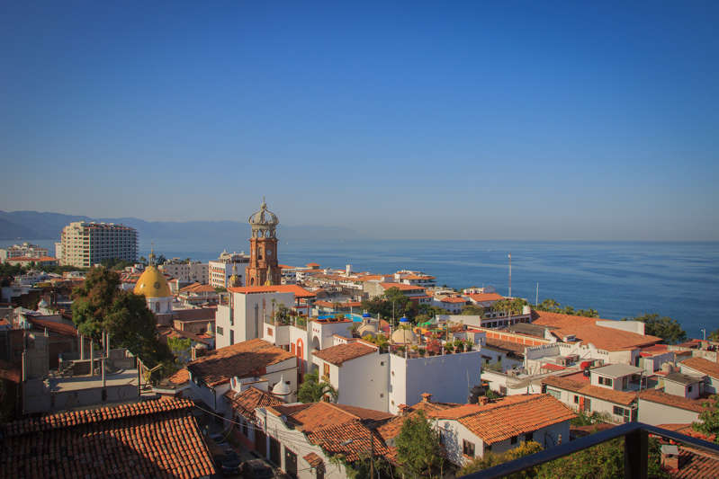 Explosión en zona residencial de Puerto Vallarta hiere a tres personas