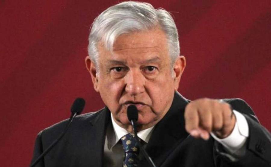 AMLO: "ojalá Musk limpie a Twitter de bots" ¿Hasta los propios?