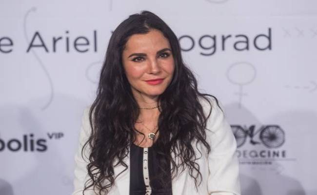 Familia de Martha Higareda amenazada por el narco