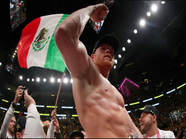 ''Canelo'' Álvarez se echa ''palomazo'' con Mon Laferte