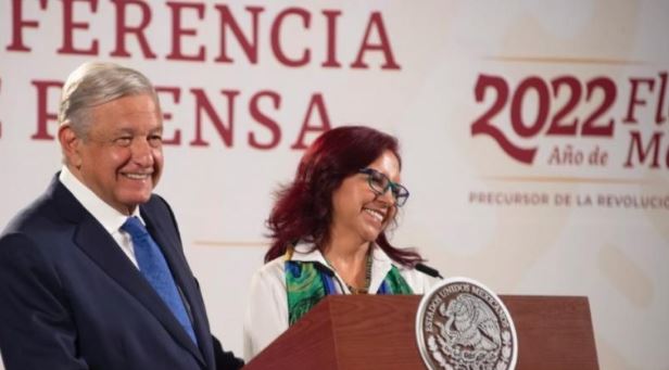 Nueva secretaria de la SEP: dos décadas estuvo al margen del sector educación