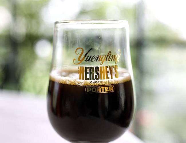 Hershey's lanzará su primera cerveza de chocolate